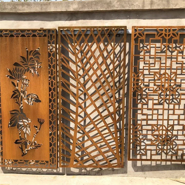 Screen panels