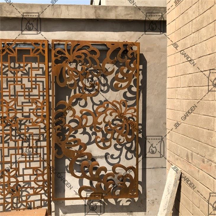 Metalowy panel ogrodzeniowy wycinany laserowo