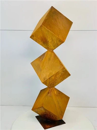 Duża rzeźba zewnętrzna ze stali Corten Trinity