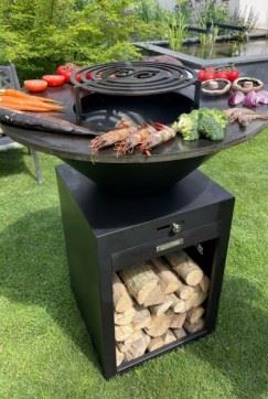 Black Steel Fire Pit With Grill Table